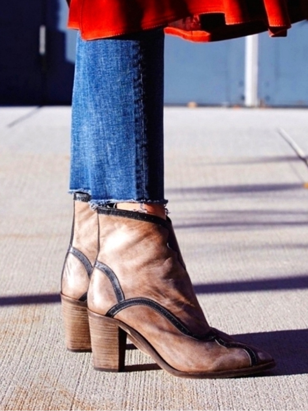 Free People Woman’s Western Camel Sand Genuine Leather Ankle Boots Size 38